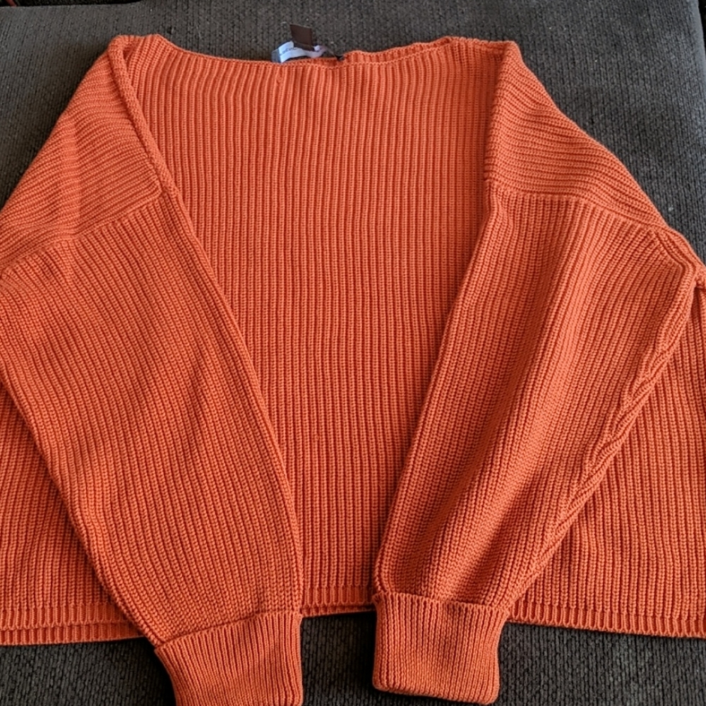 Women's sweater